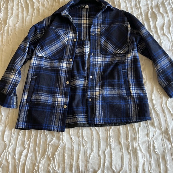 H&M Divided Plaid Shacket - Picture 1 of 9